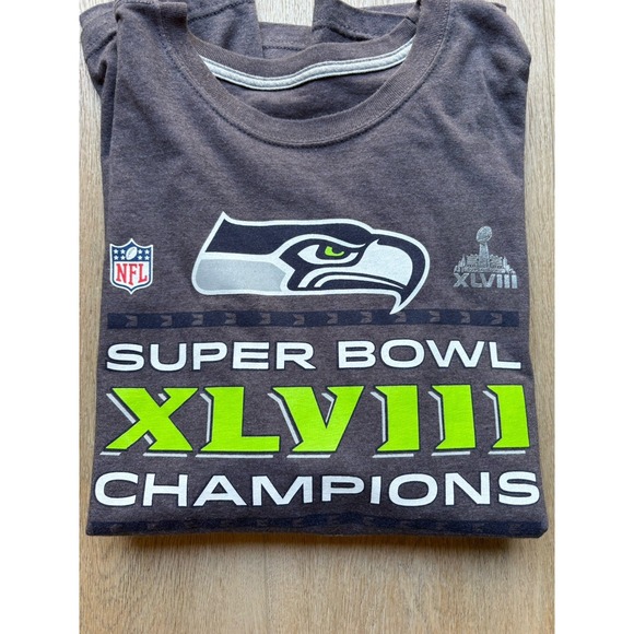 2014 SEATTLE SEAHAWKS Super Bowl XLVIII Champions (XXL) T-Shirt RUSSELL WILSON - Picture 2 of 8
